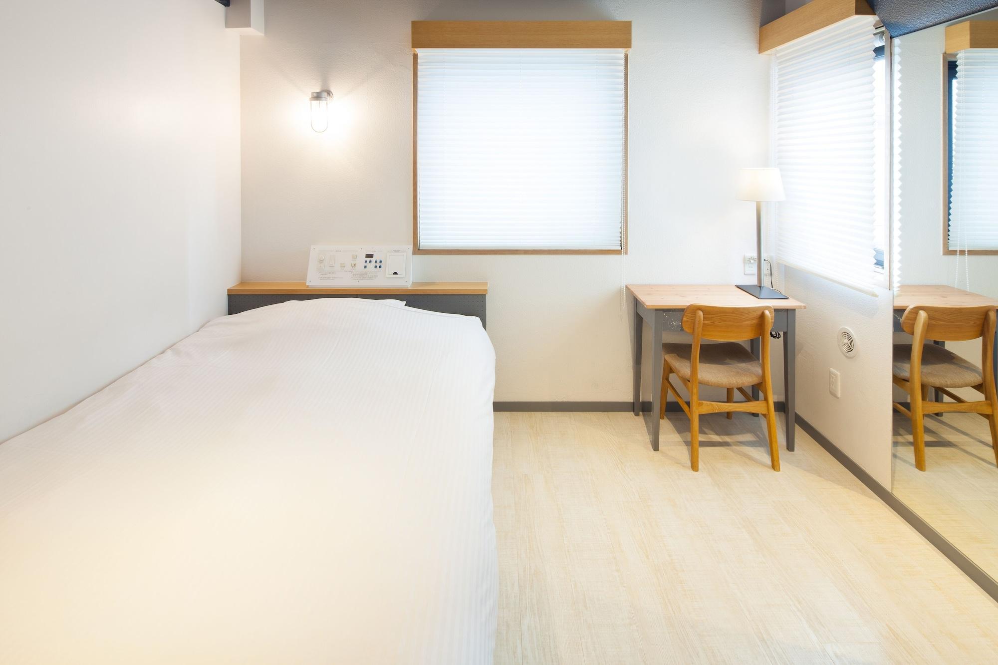 Shinjuku City Hotel N.U.T.S Токио Экстерьер фото