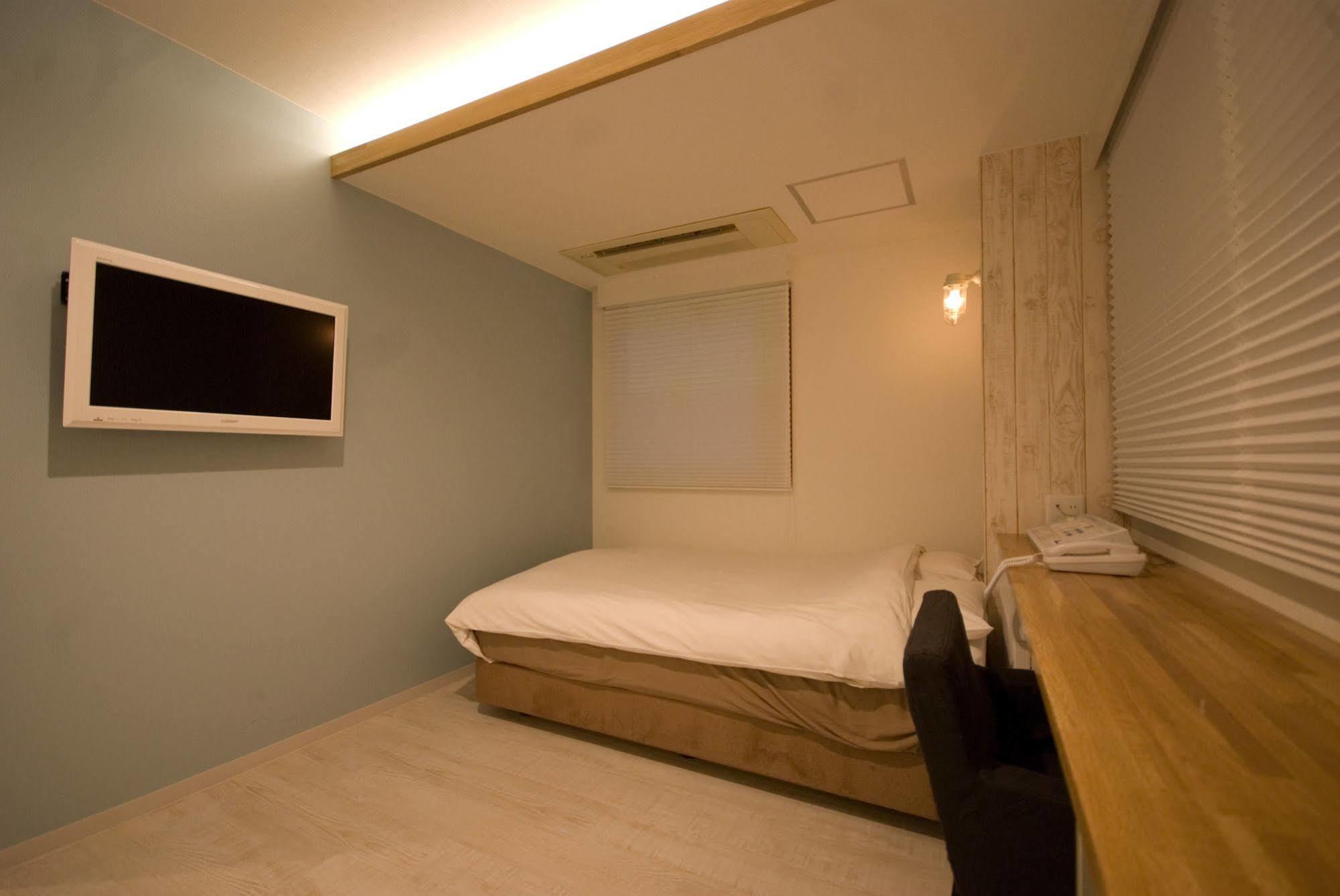 Shinjuku City Hotel N.U.T.S Токио Экстерьер фото